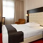 斯特柏林酒店 3*