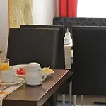 Herbst Hotel 3*
