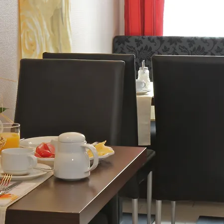 Herbst Hotell 3*